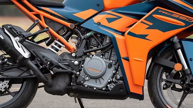 KTM RC 390 8 KTM RC 390