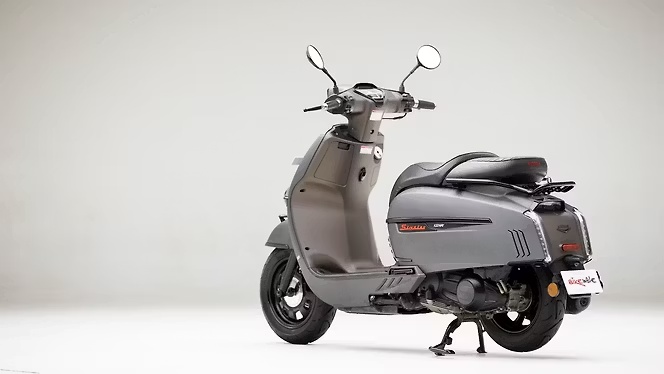 Keeway Sixties 300i 3 Keeway Sixties 300i