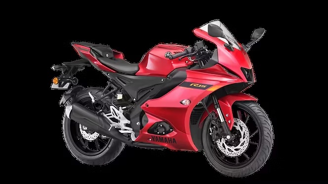 Yamaha R15 V4